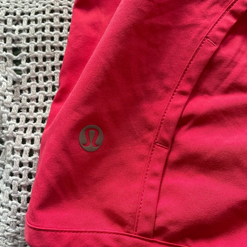 Lululemon Running Shorts Size 8 - image 2